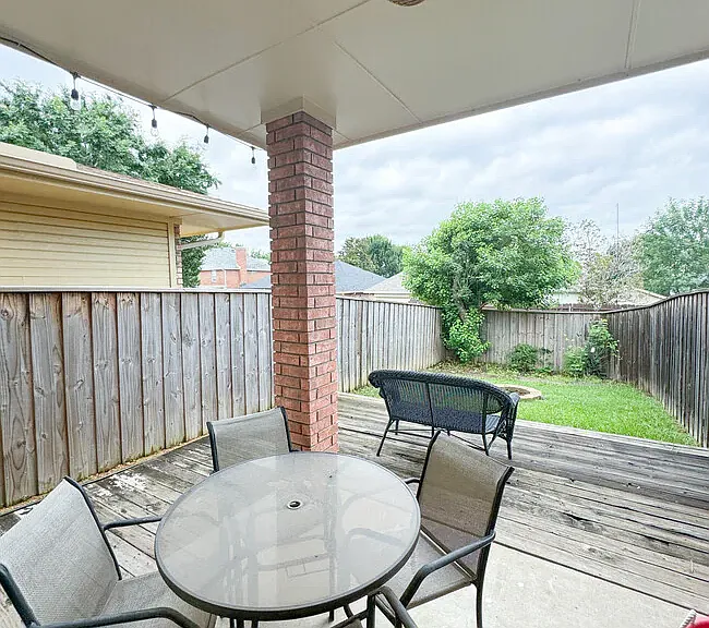 2223 Meadowstone Dr — Photo 15