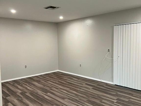 2nd image of 1814 East Dr