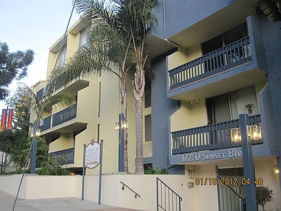 3rd image of 17250 W Sunset Blvd APT 213