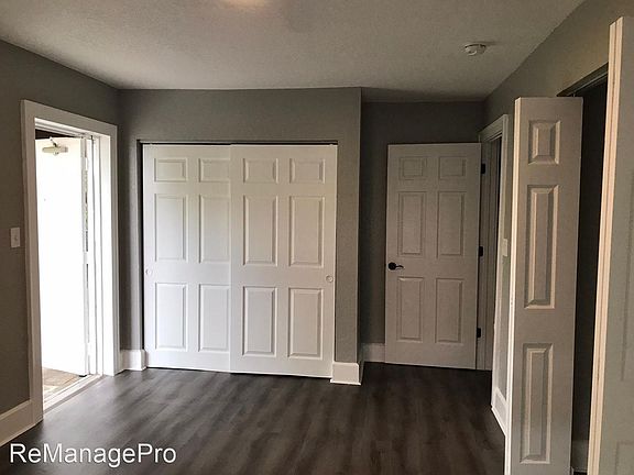 3rd image of 618 30th Ave S APT 6