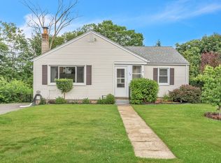 30 Belmont Ave, Feeding Hills, MA 01030