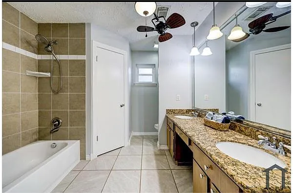 Building Photo - 3523 Spanish Acorn Ln
