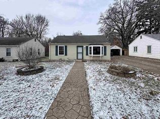 1213 29th Avenue Ct, Moline, IL 61265
