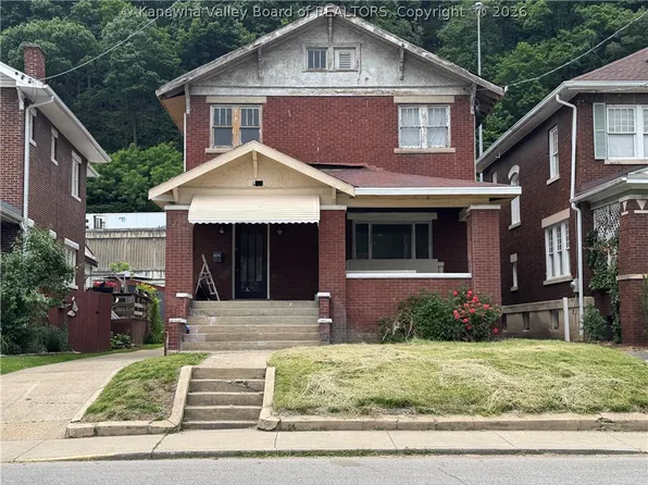2320 Washington St E, Charleston, WV 25311