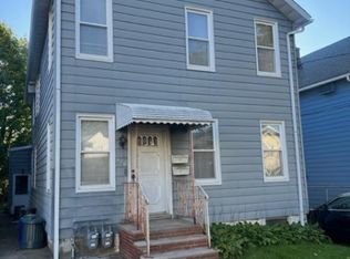 576 New Jersey Ave, Lyndhurst, NJ 07071