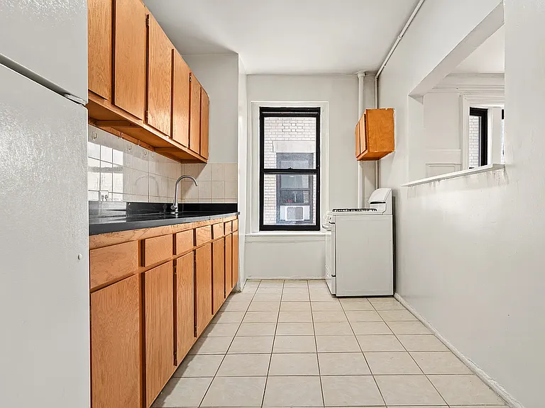 55 Tiemann Pl #33 — Photo 11