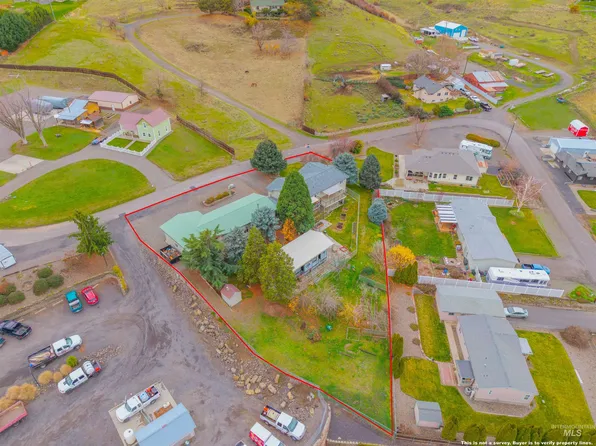 1373 Toby Ln, Clarkston, WA 99403