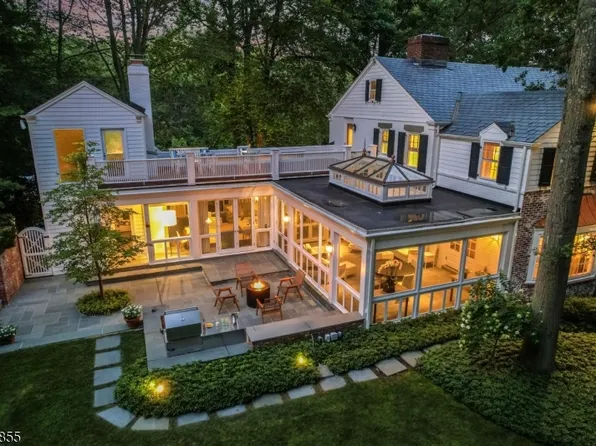 21 Hardwell Rd, Millburn Twp., NJ 07078