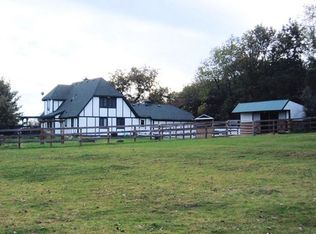 1316 Woodland Ln, Woodstock, IL 60098