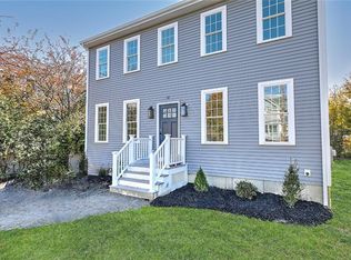 22 Anoka Ave, Barrington, RI 02806