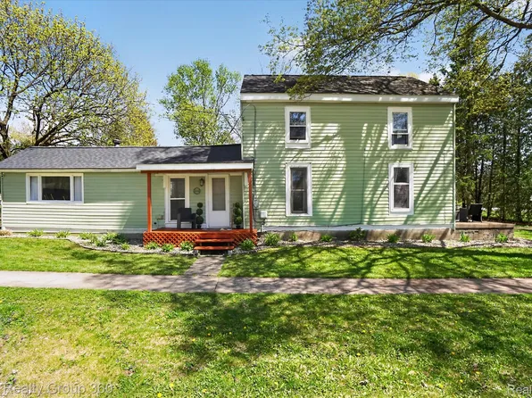 622 Factory St, Howell, MI 48843