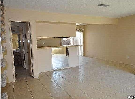 4th image of 630 S Knott Ave APT 25