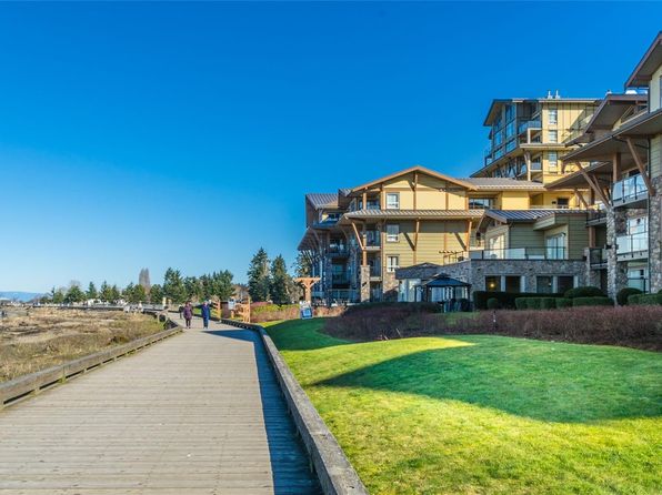 194 Beachside Dr #604, Parksville, BC V9P 0B1