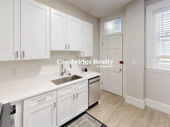 6 Radcliffe Rd #1T, Allston, MA 02134