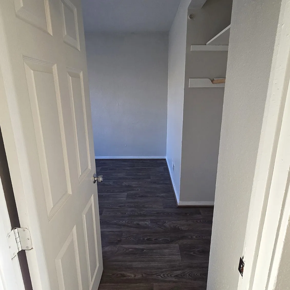 3 bed, $1,300 — Photo 2