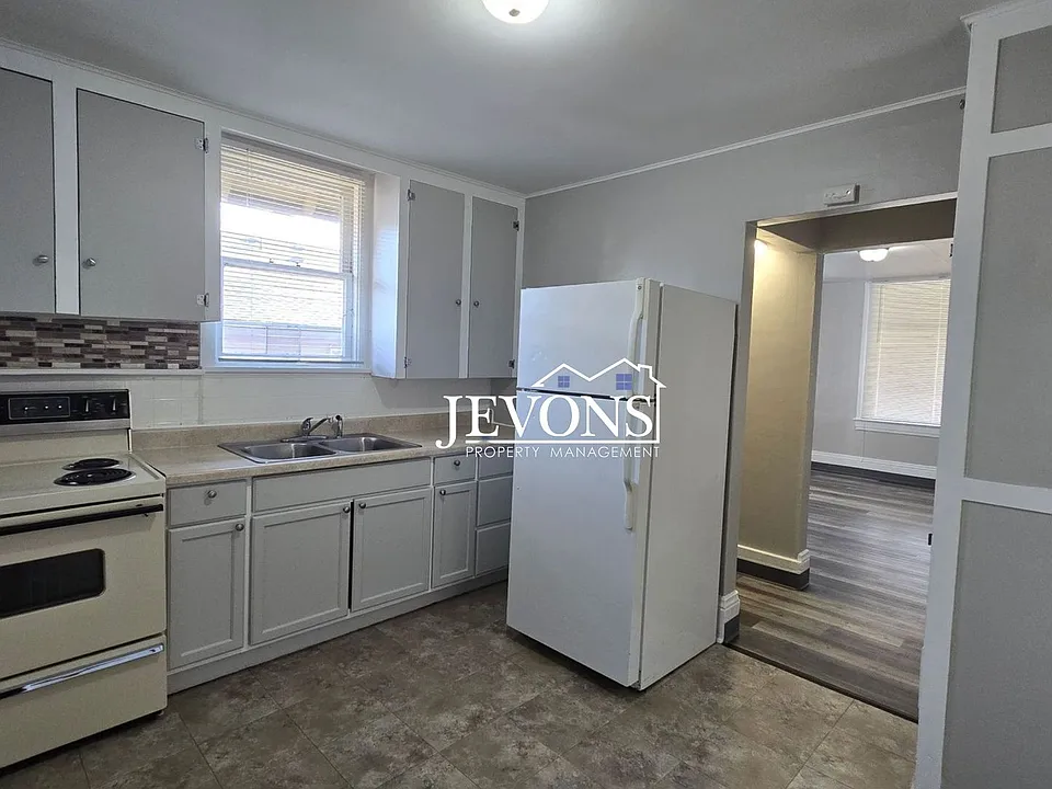 511 N 2nd St Yakima, WA 98901