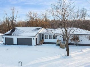 1853 W Cody Estey Rd, Pinconning, MI 48650