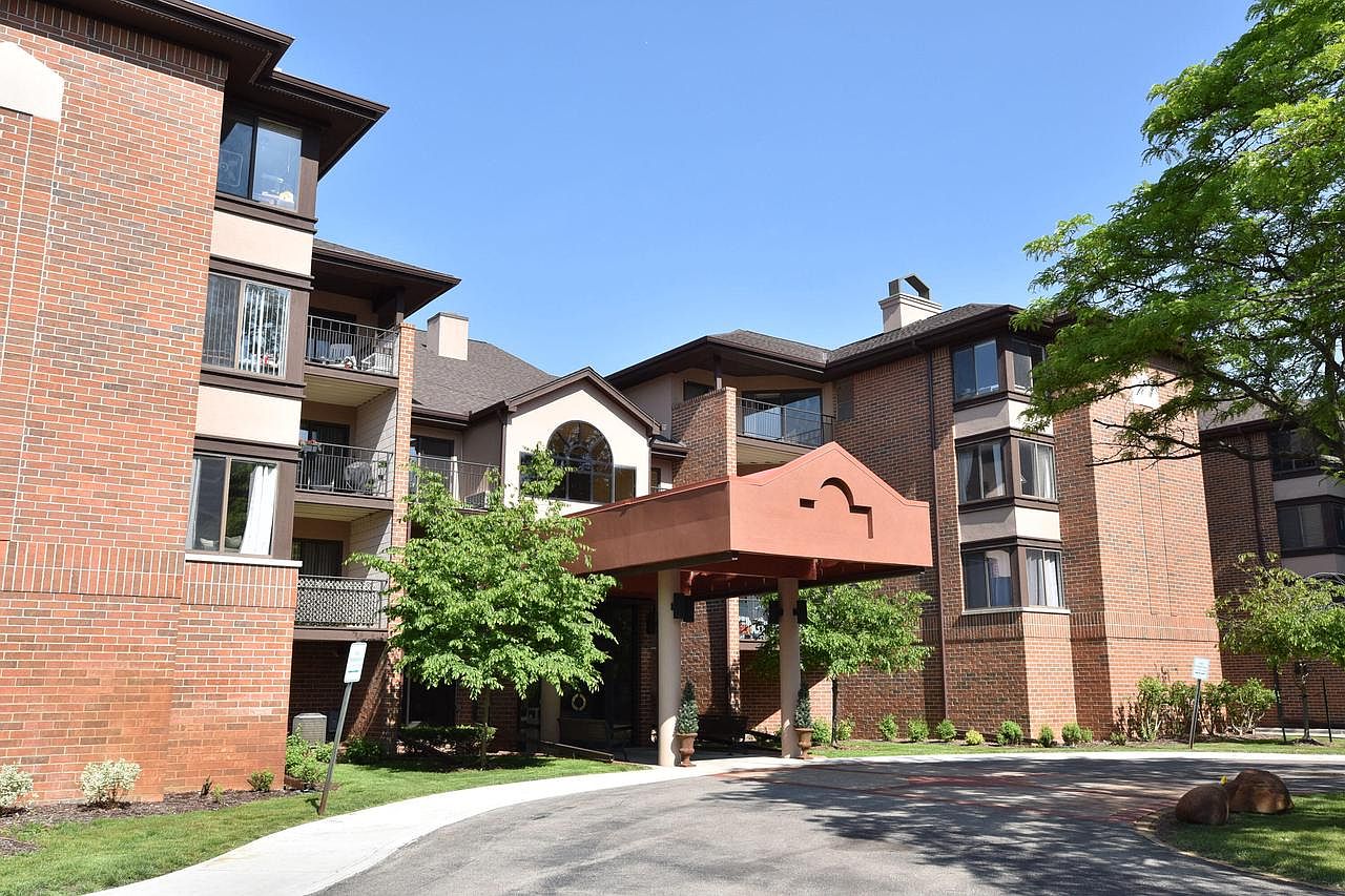 1600 West Green Tree ROAD UNIT 219, Glendale, WI 53209 Zillow