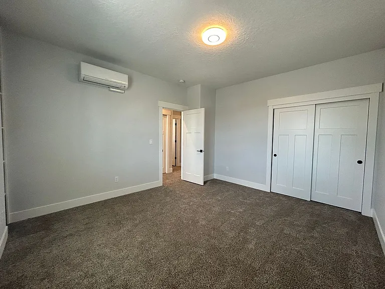 786 Maple St — Photo 14