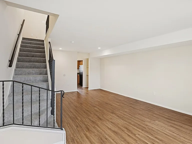 Maplewood Villas — Photo 13