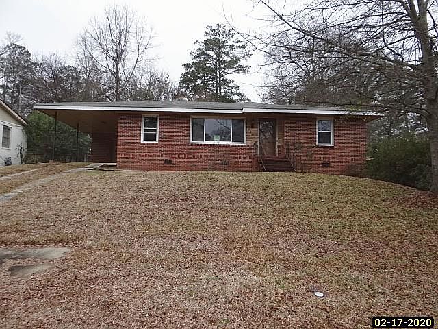 1st image of 2661 Fernwood Ave