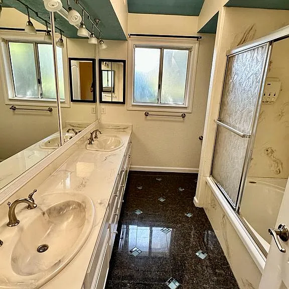 825 Feather River St — Photo 38