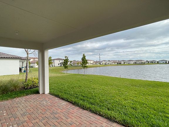 3rd image of 3511 Haldin Pl