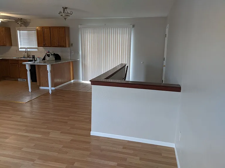 750 Packer Pl — Photo 4