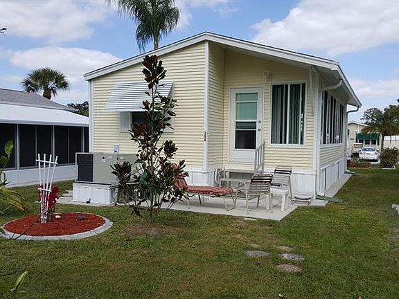 5th image of 290 Bainbridge Dr