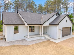 2400 Rainswood Dr, Gaylord, MI 49735