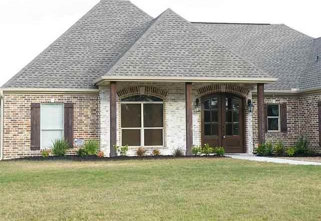 1st image of 145 Lauren Dr