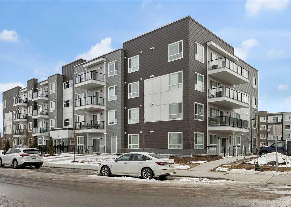 1st image of 33 E Carringham Gate NW #2106