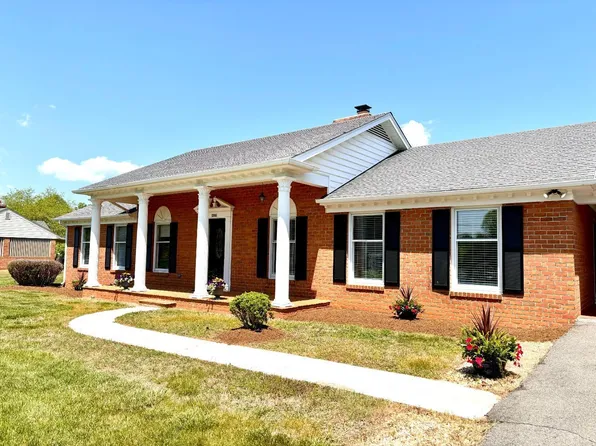 258 Mountainview Dr, Madison Heights, VA 24572