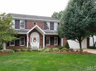 1812 Wade Ct, Ballwin, MO 63011