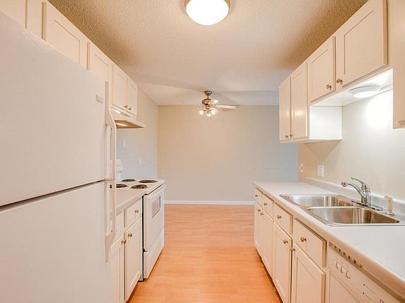 4th image of 4009 Heritage Hills Dr APT 307