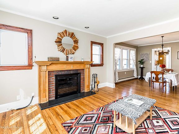 5th image of 2093 Willoughby Ave