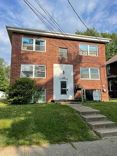 115 Hillcrest Ave NW Photo 1