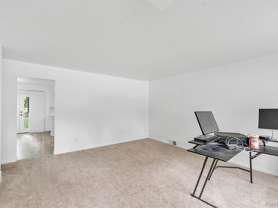 20308 Shady Lane Ave, photo 6