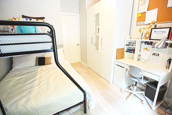 Sold by Corcoran | media 23