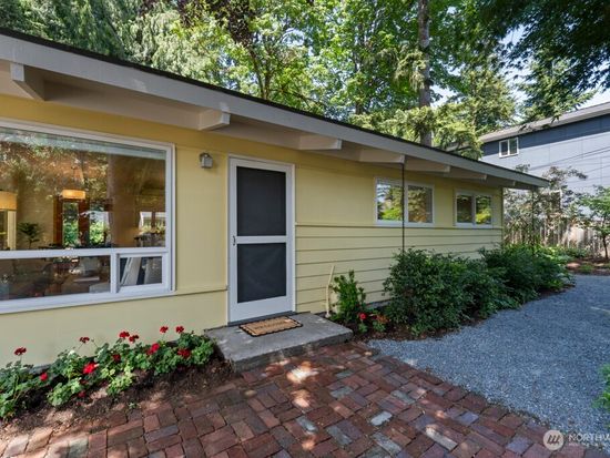 14327 26th Avenue NE, Seattle, WA 98125