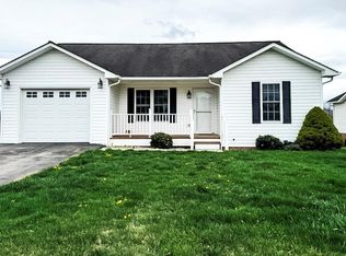 925 Holston Rd, Wytheville, VA 24382