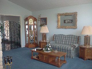 3rd image of 43 Autumn Ln