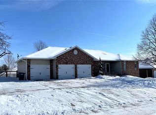 1504 Homewood Dr, Norfolk, NE 68701