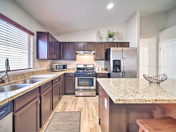 5th image of 6752 W Crabapple Dr