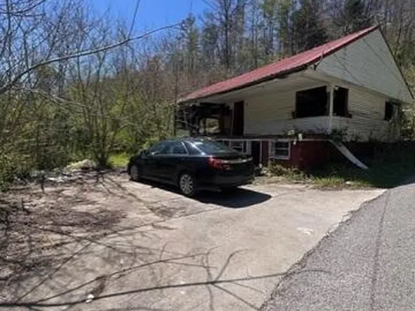 85 Warm Holw, Mc Carr, KY 41544