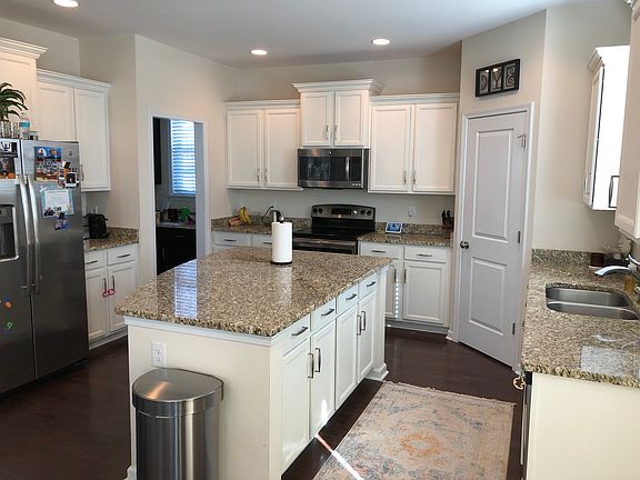 Huge Island in Kitchen
