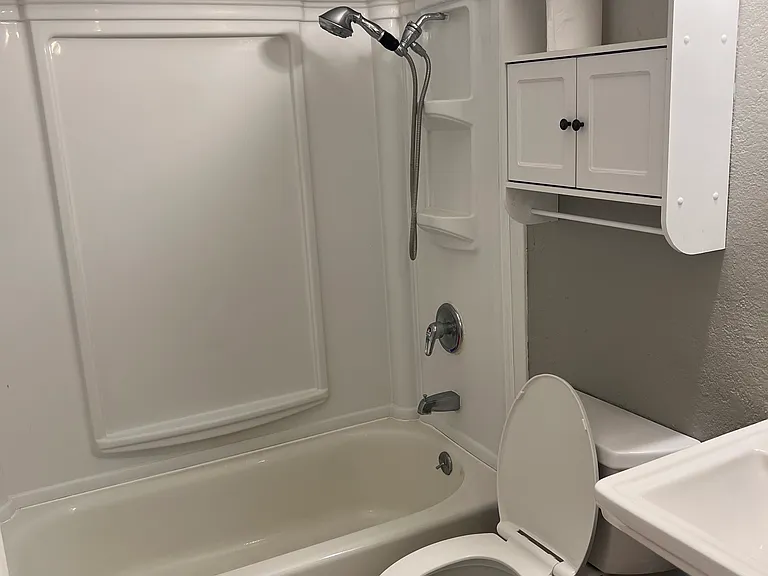 5410 Makati Cir — Photo 14