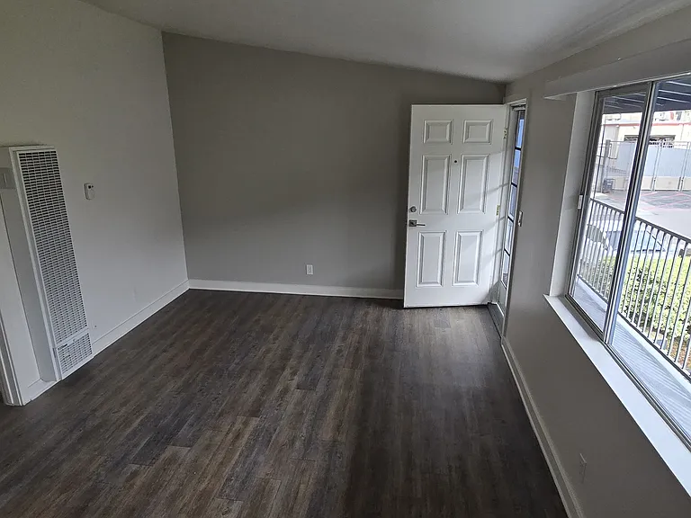 Pacific Villas — Photo 42