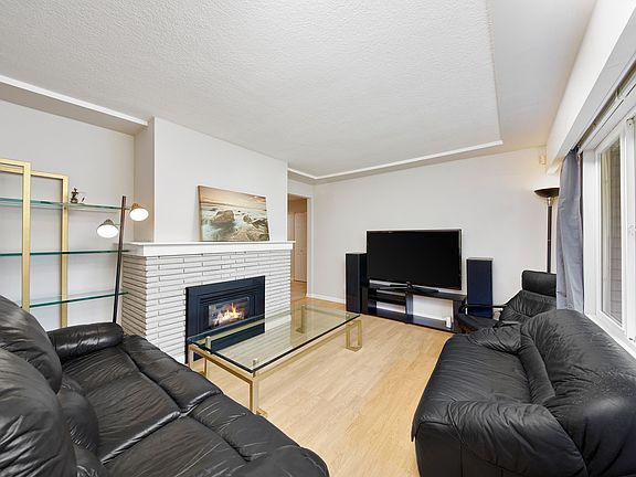4th image of 12209 Skillen St