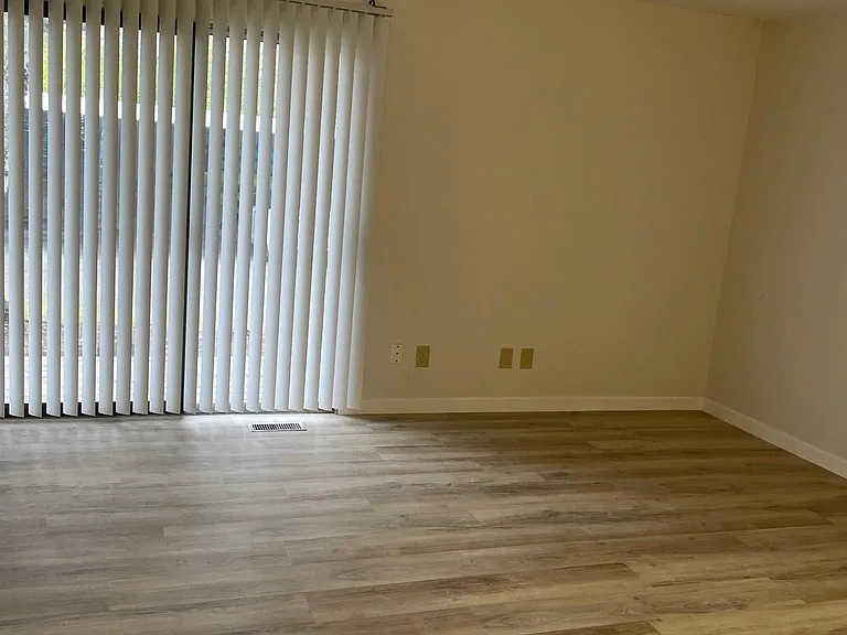 124 Blue Ridge Dr #B — Photo 20